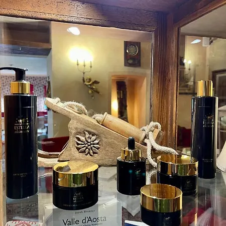 호텔 Novecento Romantic - Estella Collection & Experience 4*