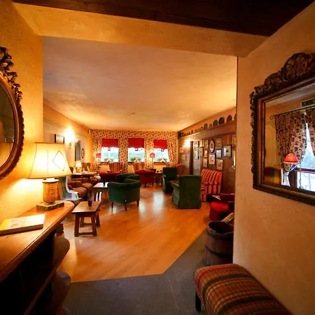 Novecento Romantic - Estella Collection & Experience