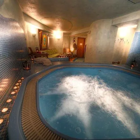 Novecento Romantic - Estella Italia 4* Courmayeur