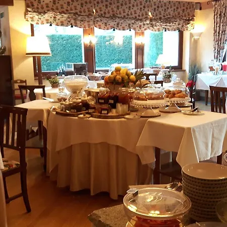 Hotel Novecento Romantic - Estella Italia