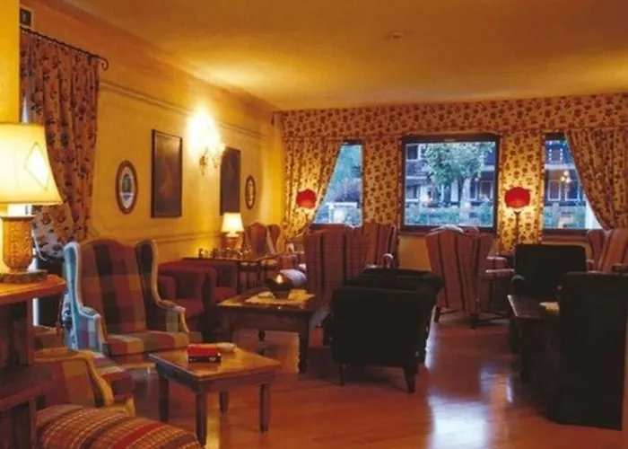 Hotel Novecento Romantic - Estella Collection & Experience